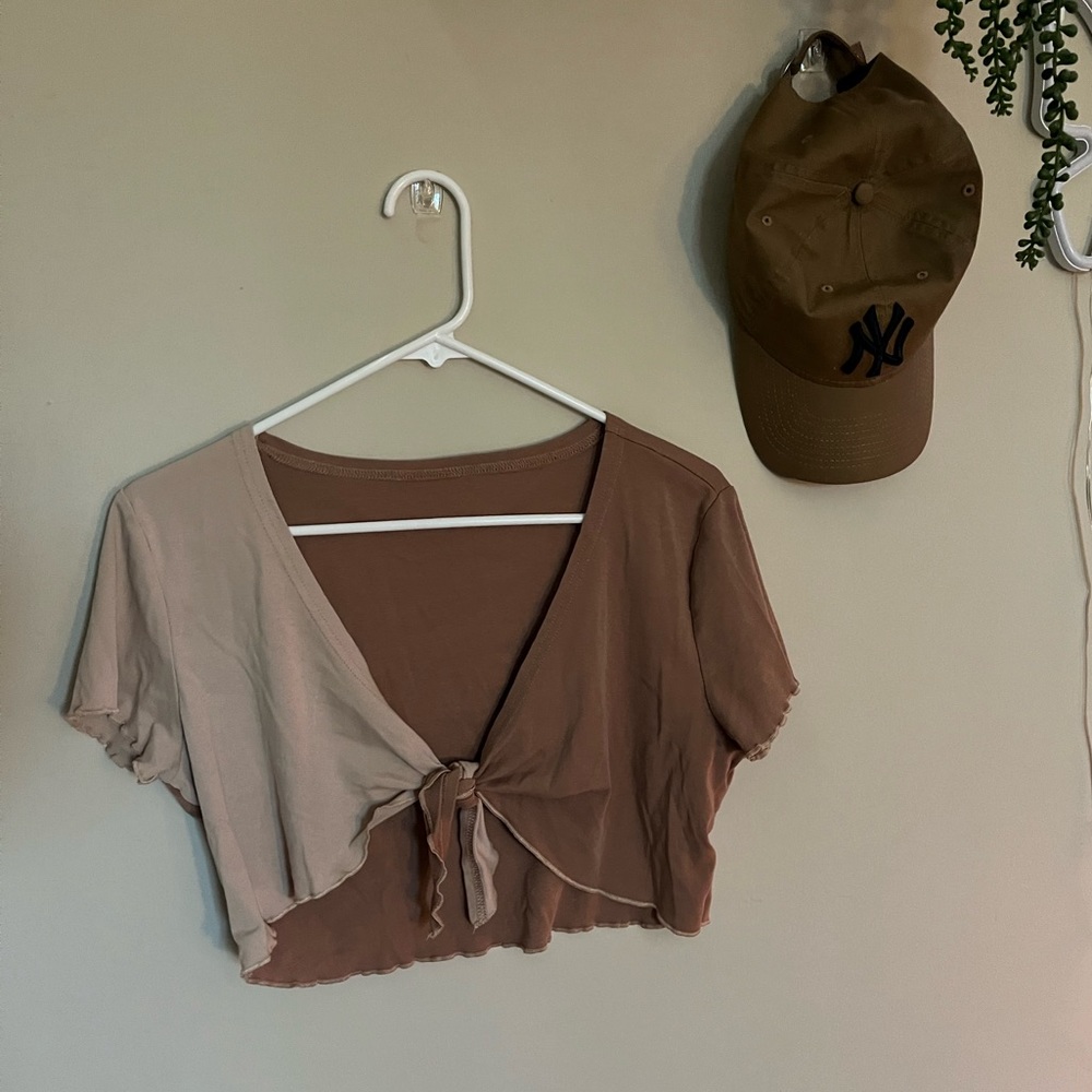 Lettuce Trim Tie Front Top